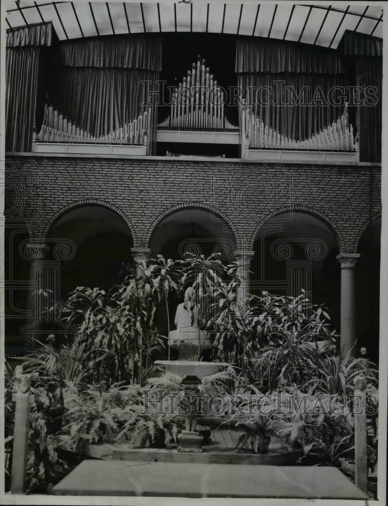 1946 Press Photo The McMyler Memorial Organ at Cleveland Museum of Art - Historic Images