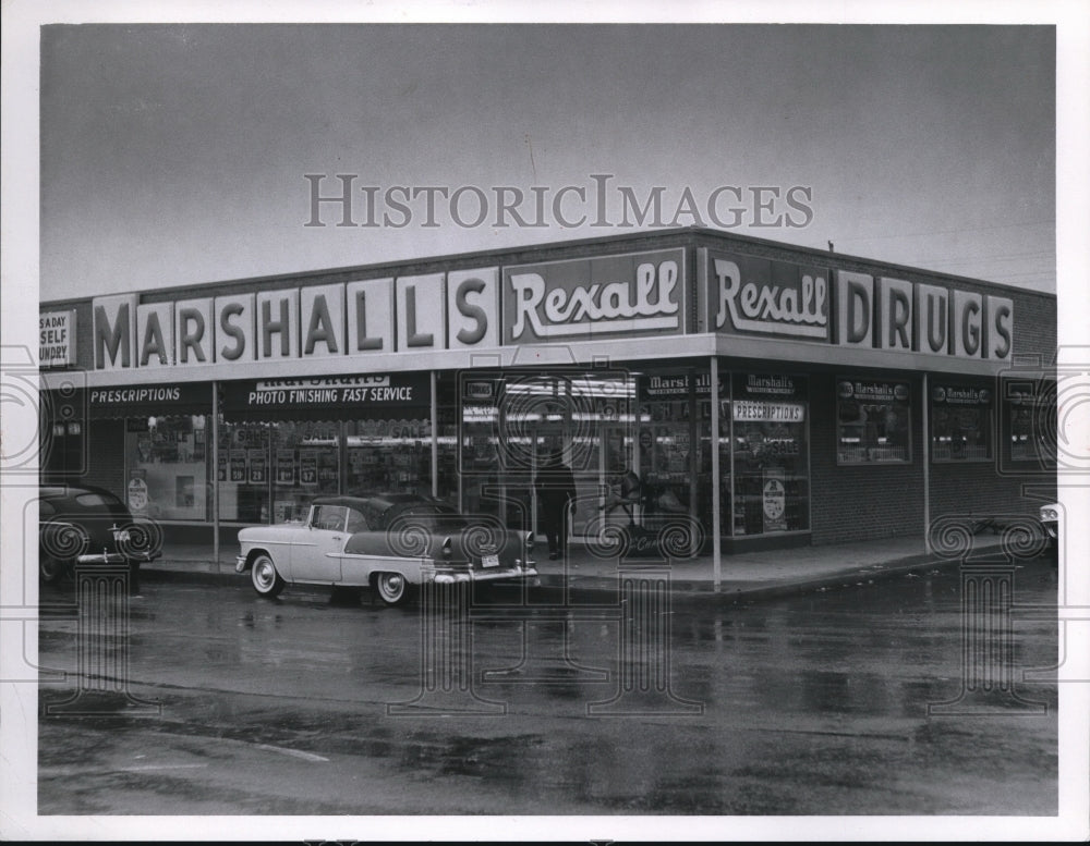 1959 Press Photo Marshall Drug at 5787 Stumpf Road, Brook park &amp; Snow - Historic Images