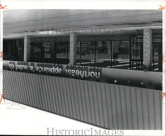 1984 Press Photo Northeast Appliance, Mentor Store - Historic Images