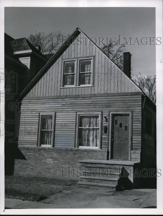1961 Press Photo House at 10203 Olivet Ave.N.E a Mile Standish Home improvement - Historic Images