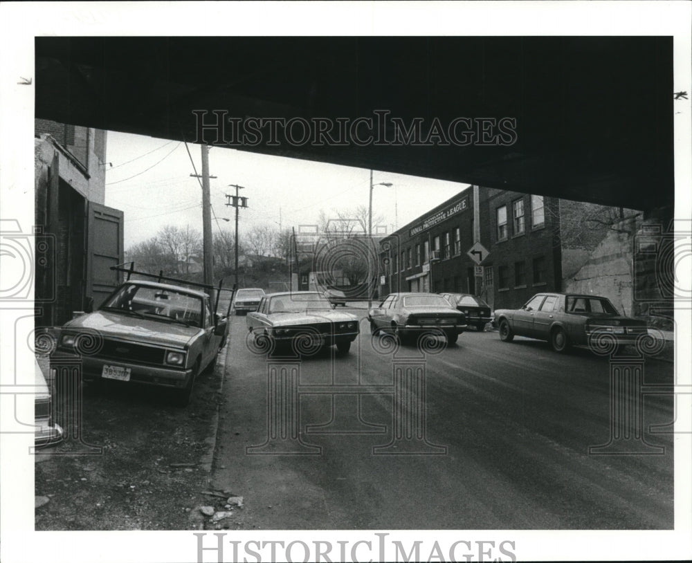 1984 Press Photo Willey Avenue Hill, APL on the right - cva93082-Historic Images