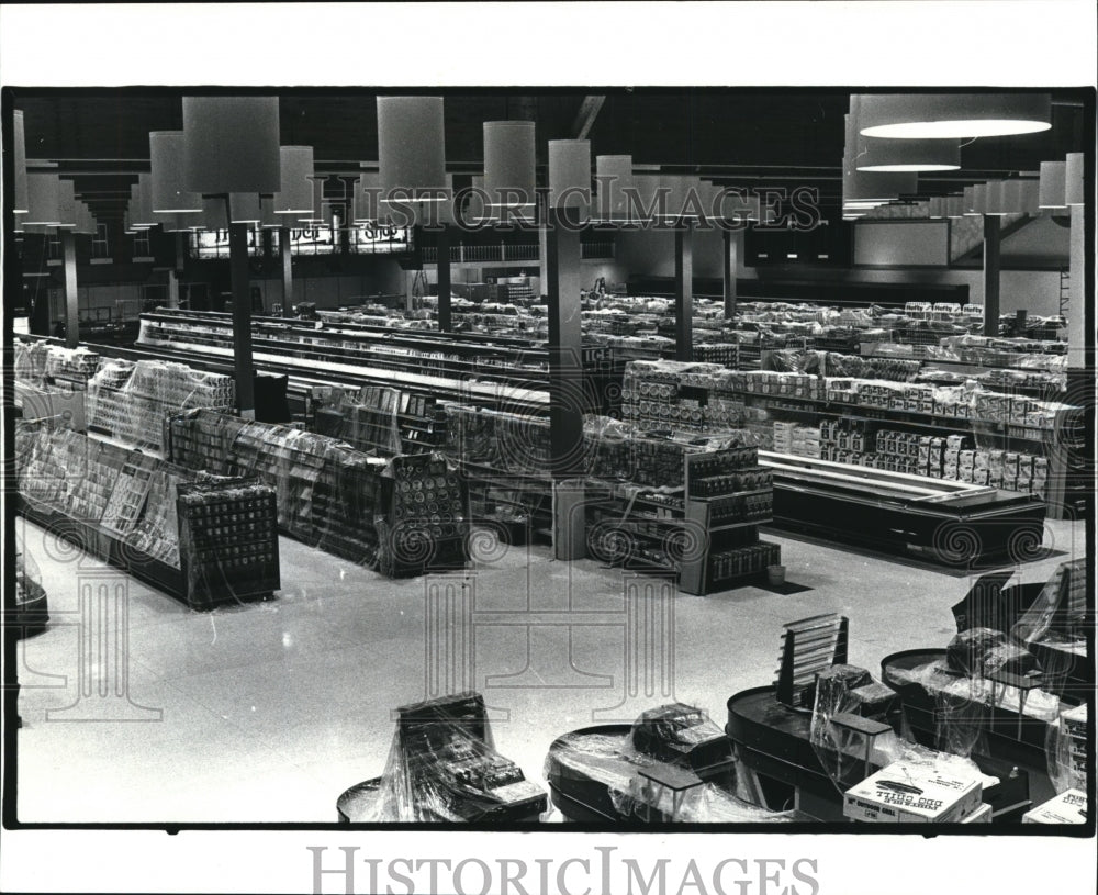 1985 Press Photo Acme Supermarket at 4401 Mayfield Road, S. Euclid - Historic Images