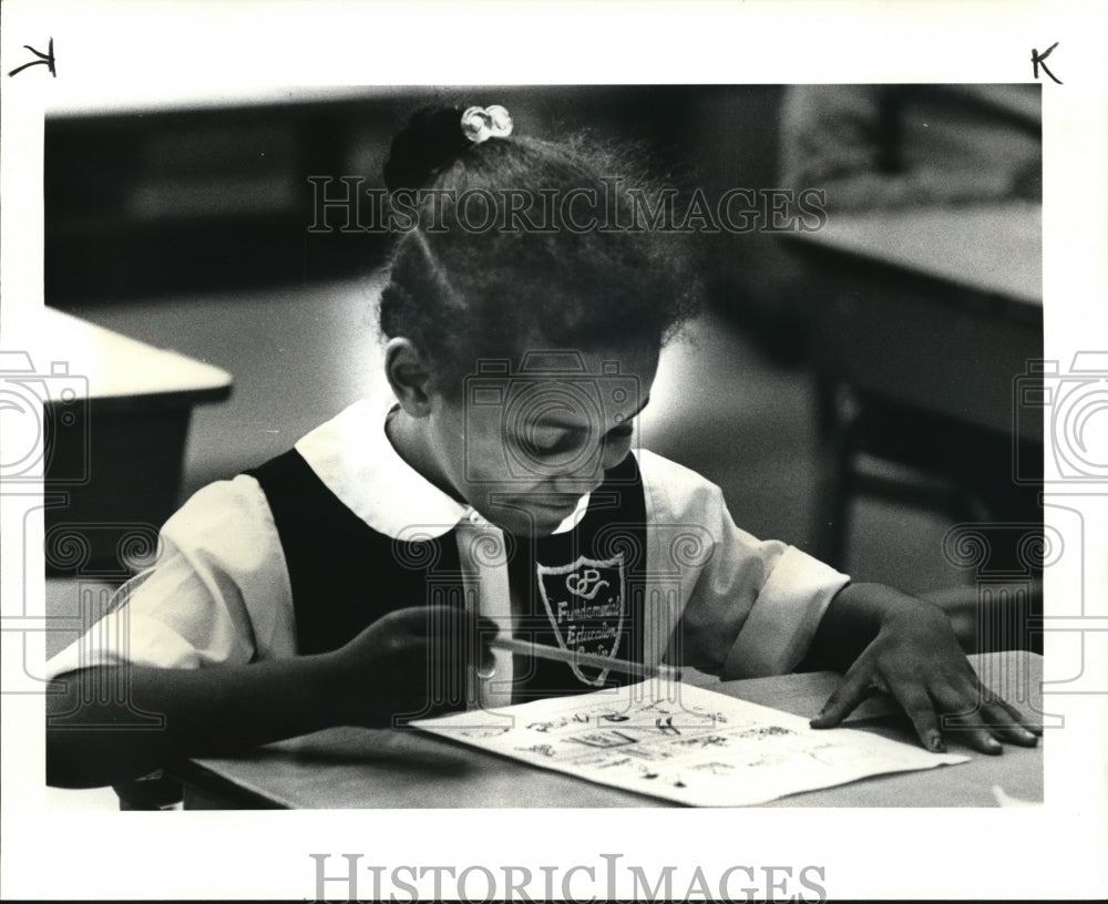 1984 Press Photo Crystal Harris in Complete Uniform at Fundamental Edu. Canter - Historic Images