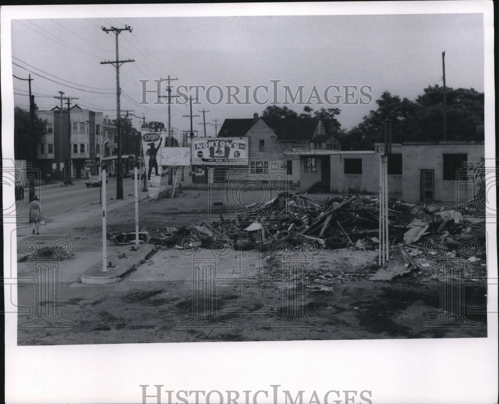 1970 Press Photo Streets at Lorain Ave., looking West from 8700 Beach. - Historic Images