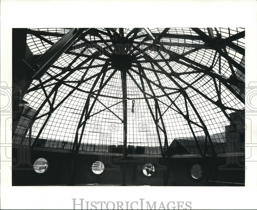 1983 Press Photo Playhouse Rotunda under construction - Historic Images