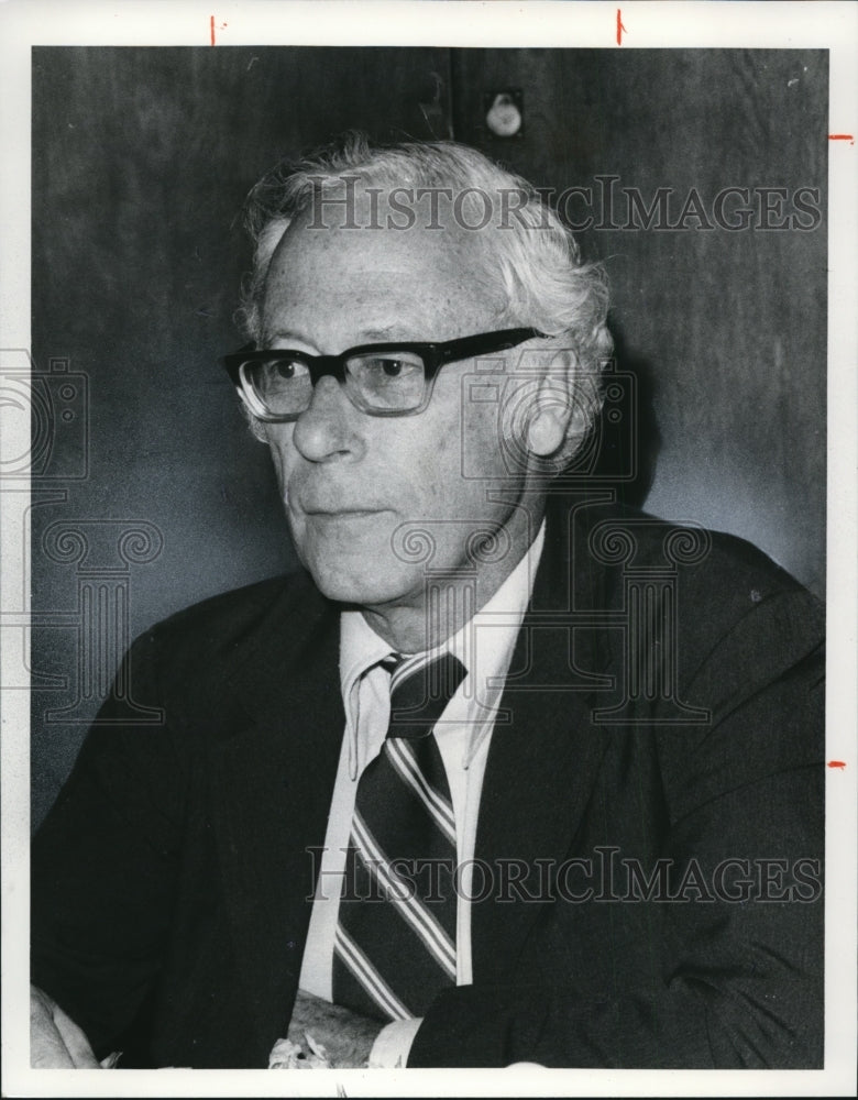 1976 Press Photo Amb.Douglas Heck Head of U.S.State Dept. Combatting Terrorism - Historic Images