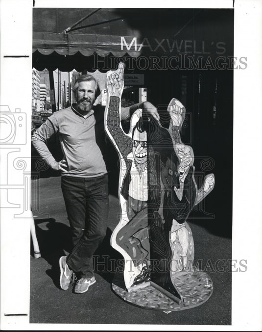 1987 Press Photo Spaces Art Gallery, Warehouse District Signs - Historic Images