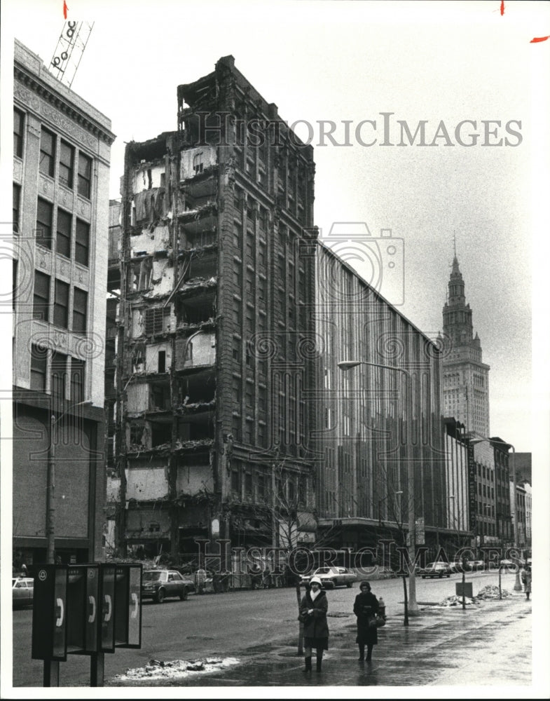 1981 Press Photo Old Hippodrome Bldg coming down - Historic Images