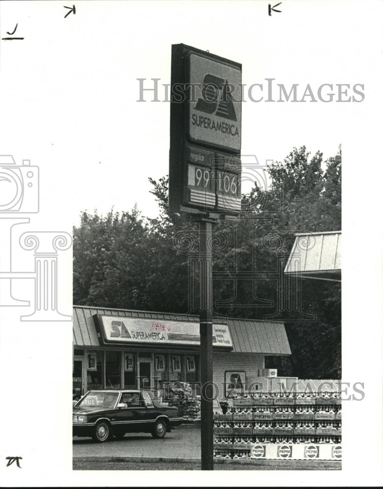 1984 Press Photo Gas at 99.9 per Gal at Super America Gas Station - Historic Images