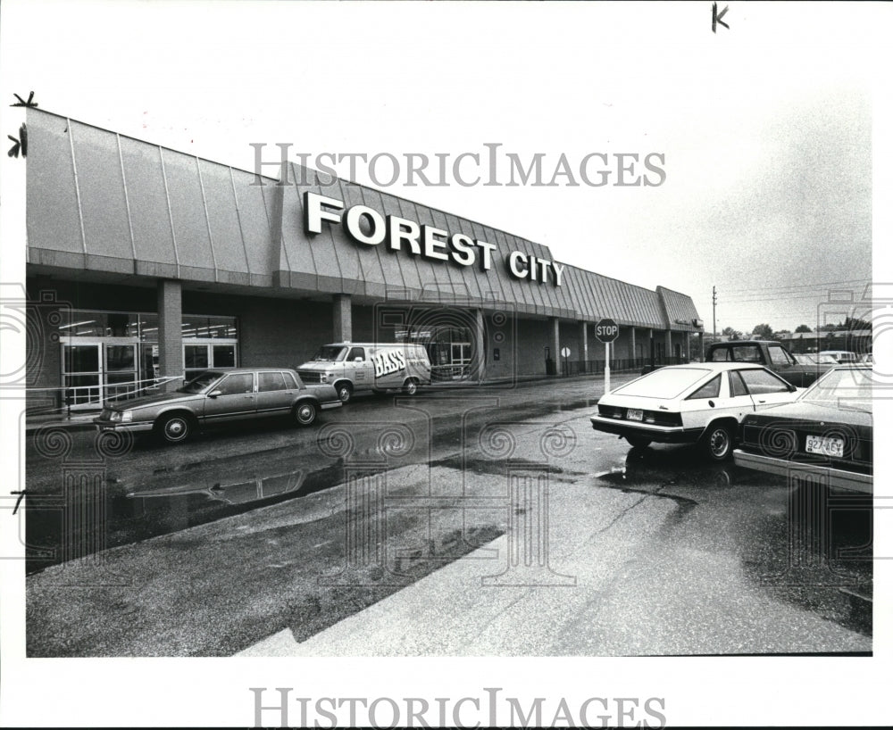 1986 Press Photo Forest City - Historic Images