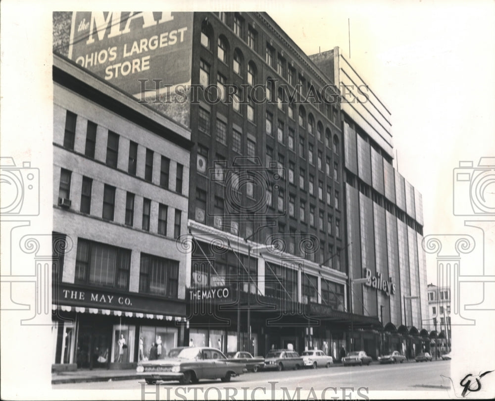 Press Photo The May Company Exterior - cva95596 - Historic Images