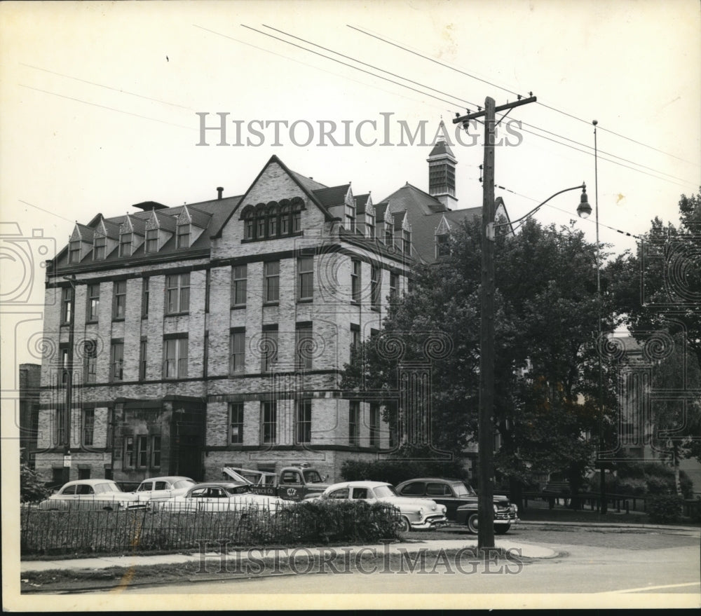 1956 Press Photo Lincoln High School - cva95947 - Historic Images