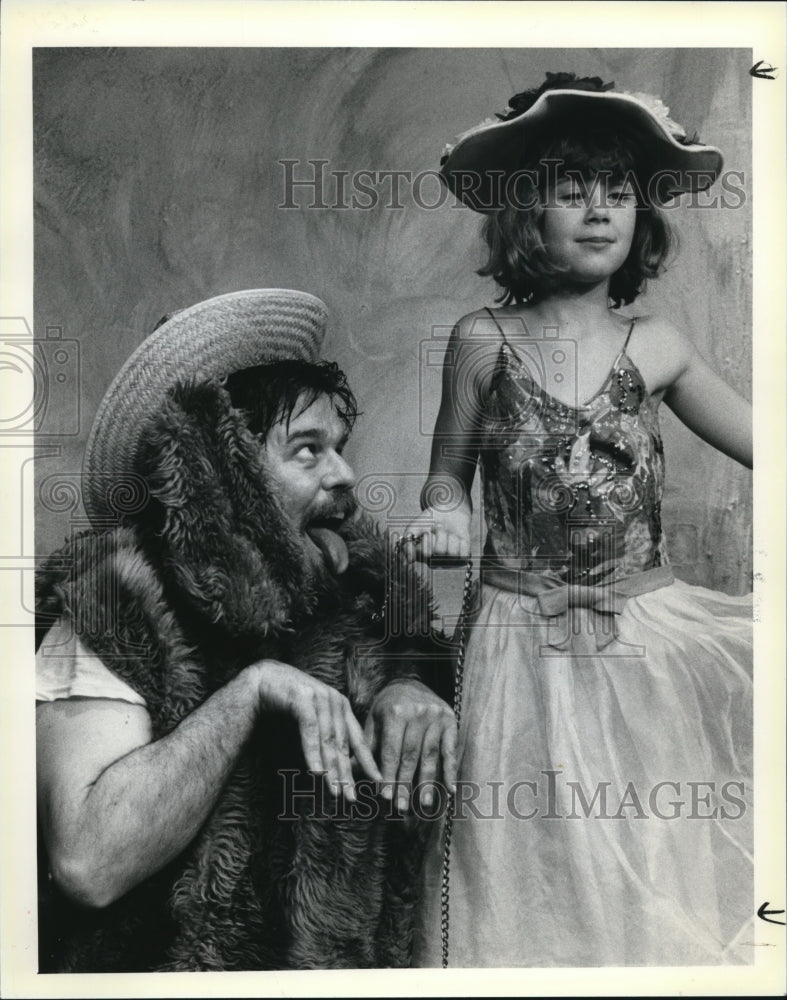 1986 Press Photo Jaime Blumberg and Tony Walsh in Dog Cat and the Pets. - Historic Images