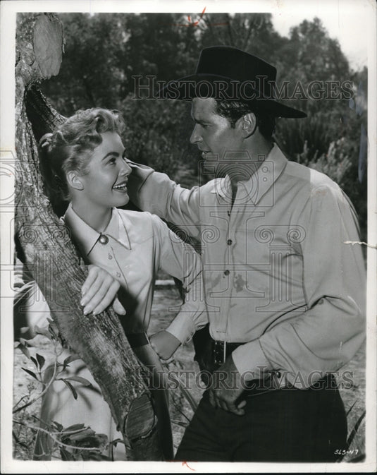 1967 James Garner and Joanna Barnes.  - Historic Images