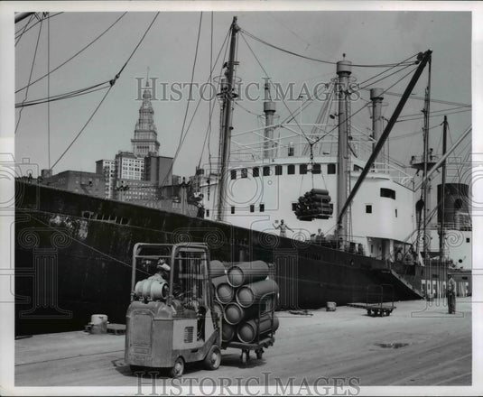 1967 French Line loading activities at the Port  - Historic Images