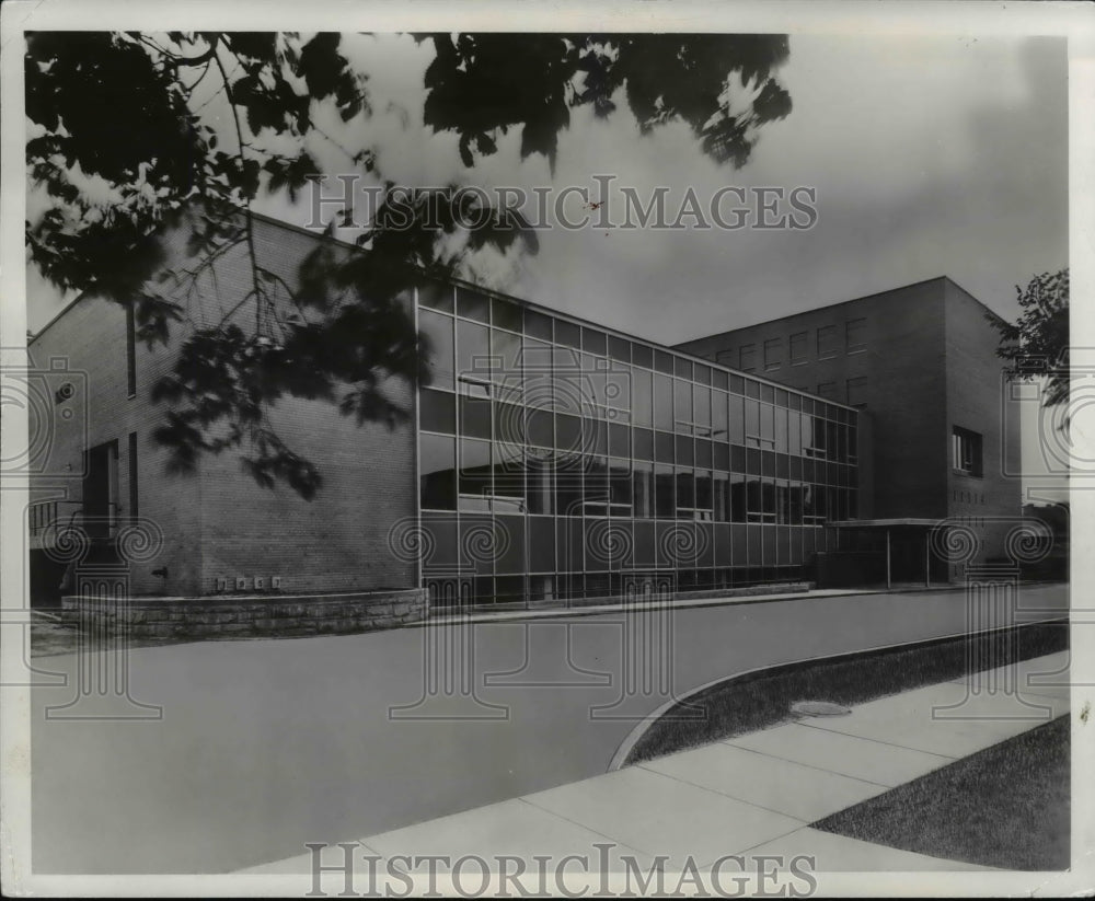 1962 Press Photo Cleveland Engineering in Chester Avenue - cva96939 - Historic Images