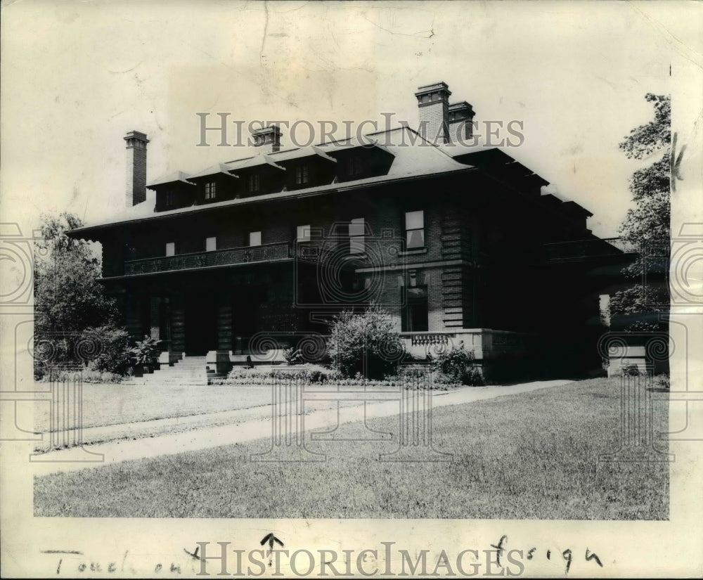 1945 Press Photo Garfield House, Cleveland speech and hearing center in Euclid - Historic Images