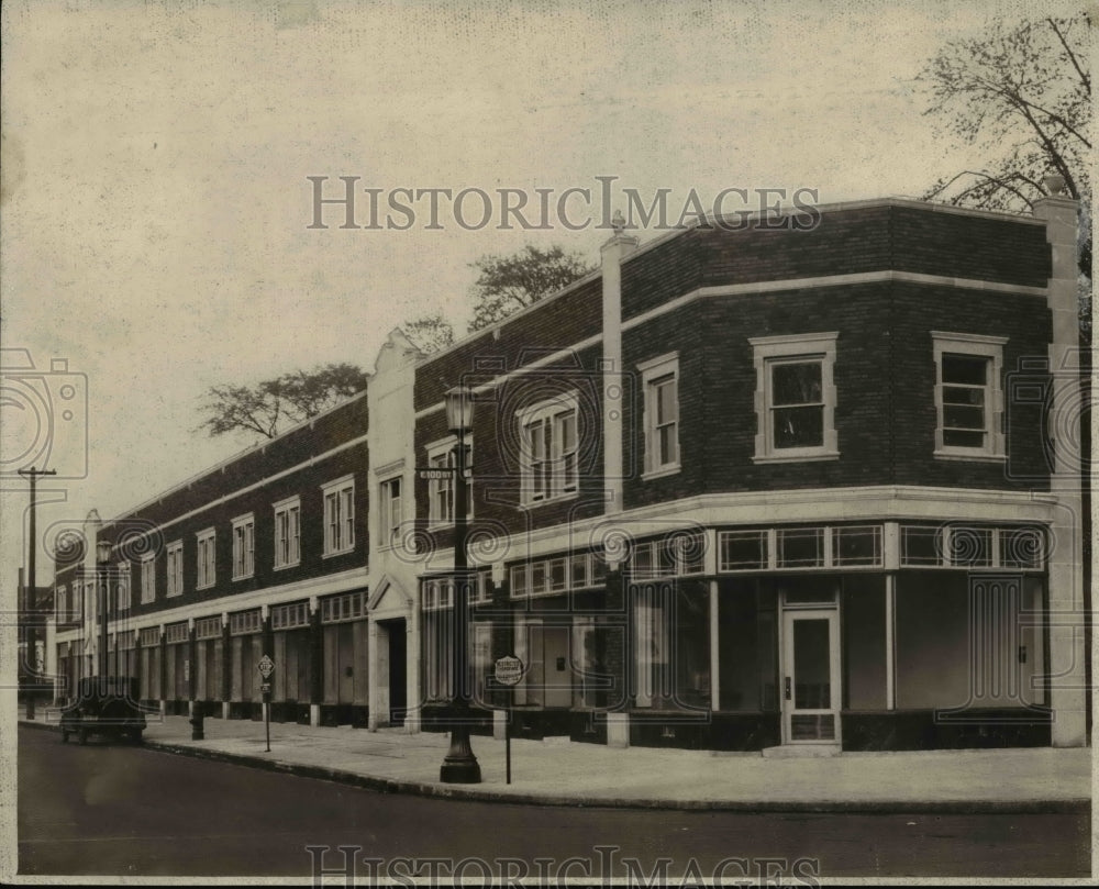 1927 Press Photo New Price building in Southeast Corner Carnegie and E. 100th St - Historic Images