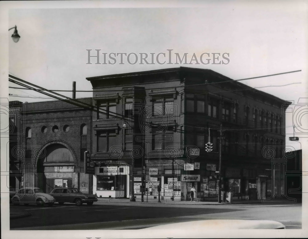 1962 Press Photo Khoury building in northwest corner of Euclid Ave. &amp; 55th St. - Historic Images