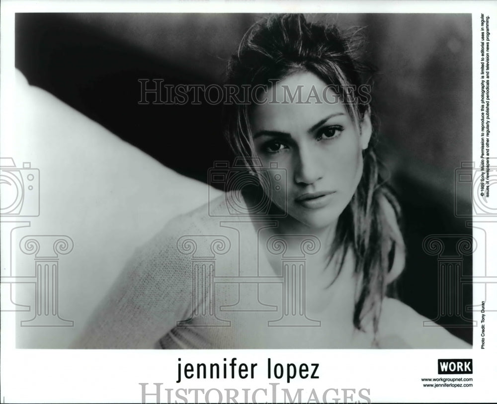 1999 Press Photo Jennifer Lopez - Historic Images