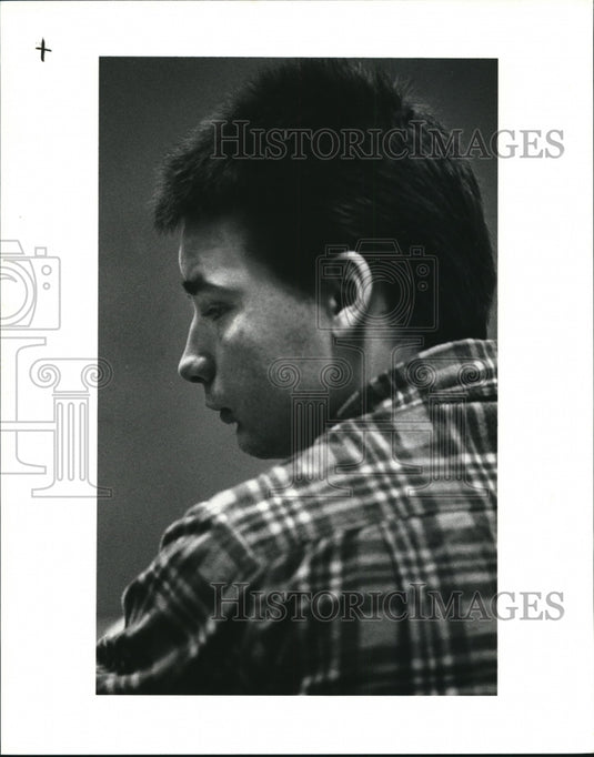 1990 Press Photo Anthony Lozar on trial today in courtroom 19B - cva98161 - Historic Images