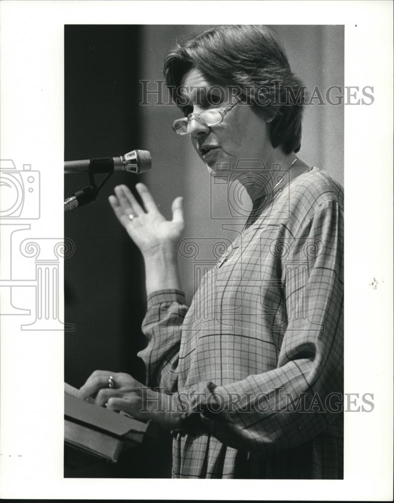 1983 Press Photo Dolores Alexander, founder of Women Against Pornography - Historic Images