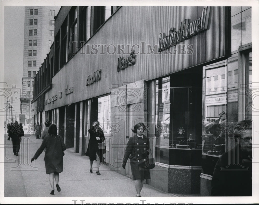 1966 Press Photo Euclid Avenue - cva98485 - Historic Images