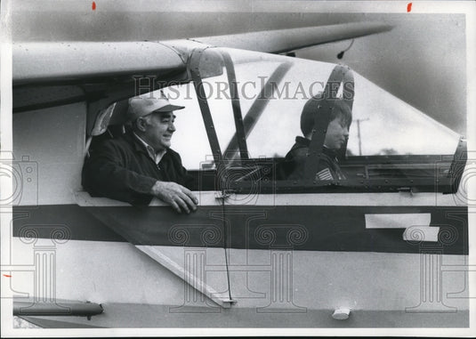 1975 Press Photo Michalic Nemes and Wade Houston - cva98494 - Historic Images