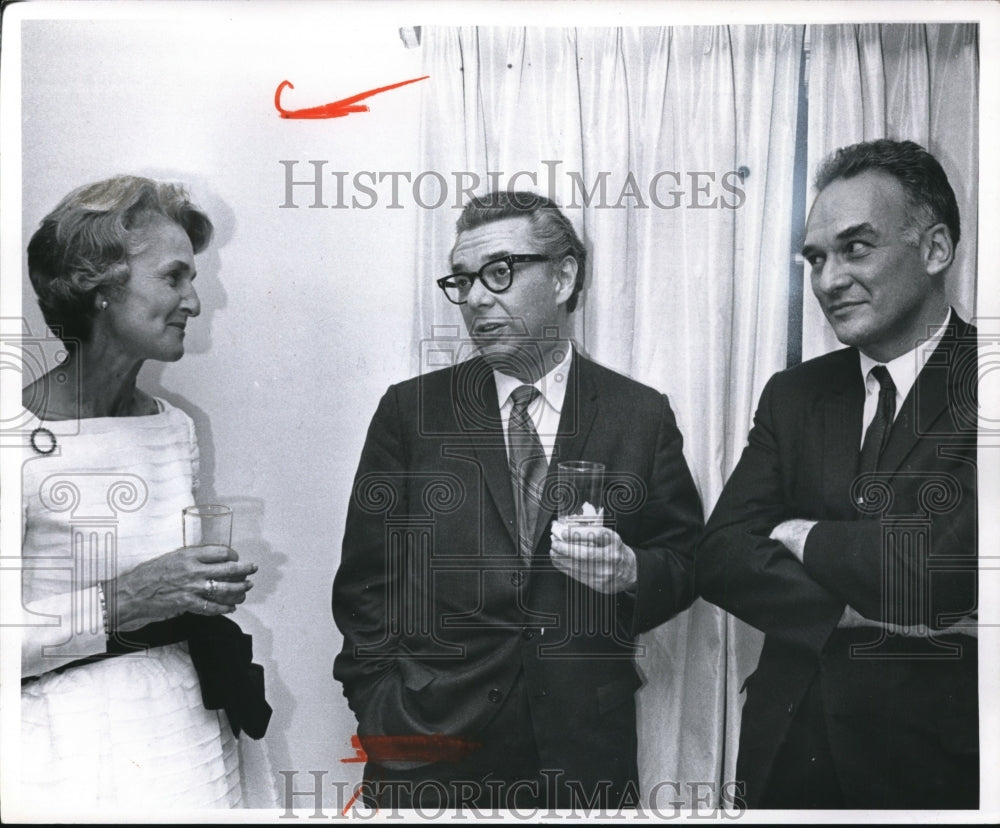 1969 Mrs. Rankin, Rafael Druian and Martin Mayer  - Historic Images