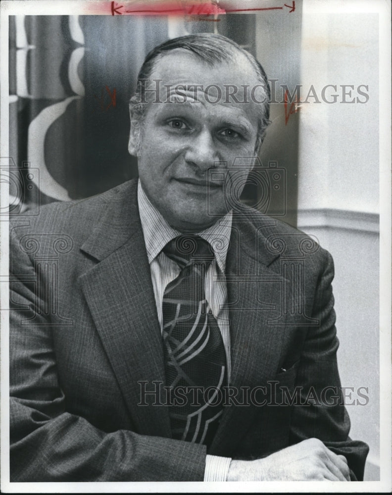 1973 William Small, Vice president of CBS News in New York - Historic Images