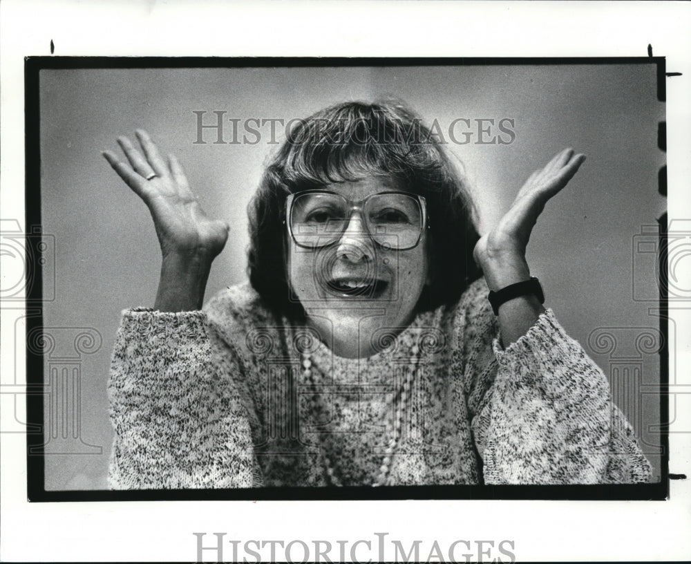 1987 Press Photo Playwright Ruth Philips - Historic Images