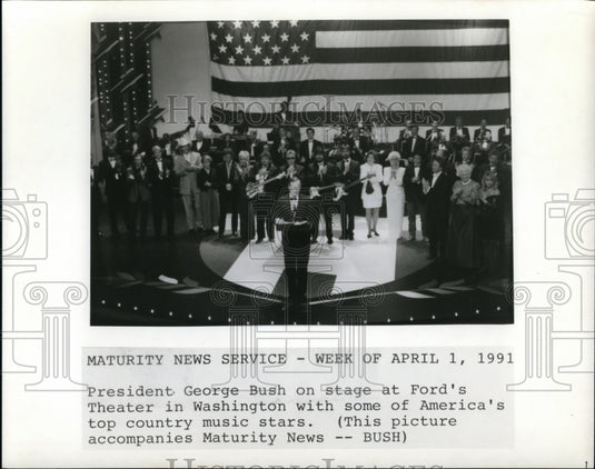 1991 Press Photo President George Bush on stage at Ford's Theater - cva99746 - Historic Images
