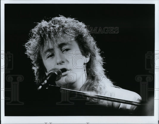Press Photo Julian Lennon, singer - cva99820 - Historic Images