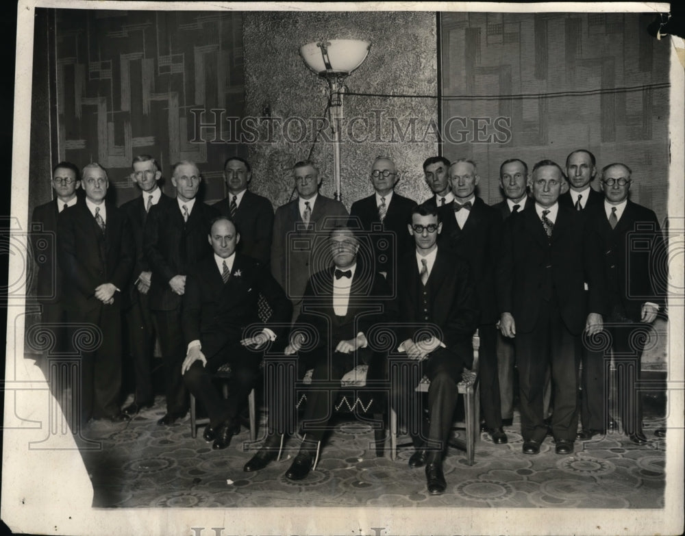 1930 Fram leaders awarded Master Medals  - Historic Images