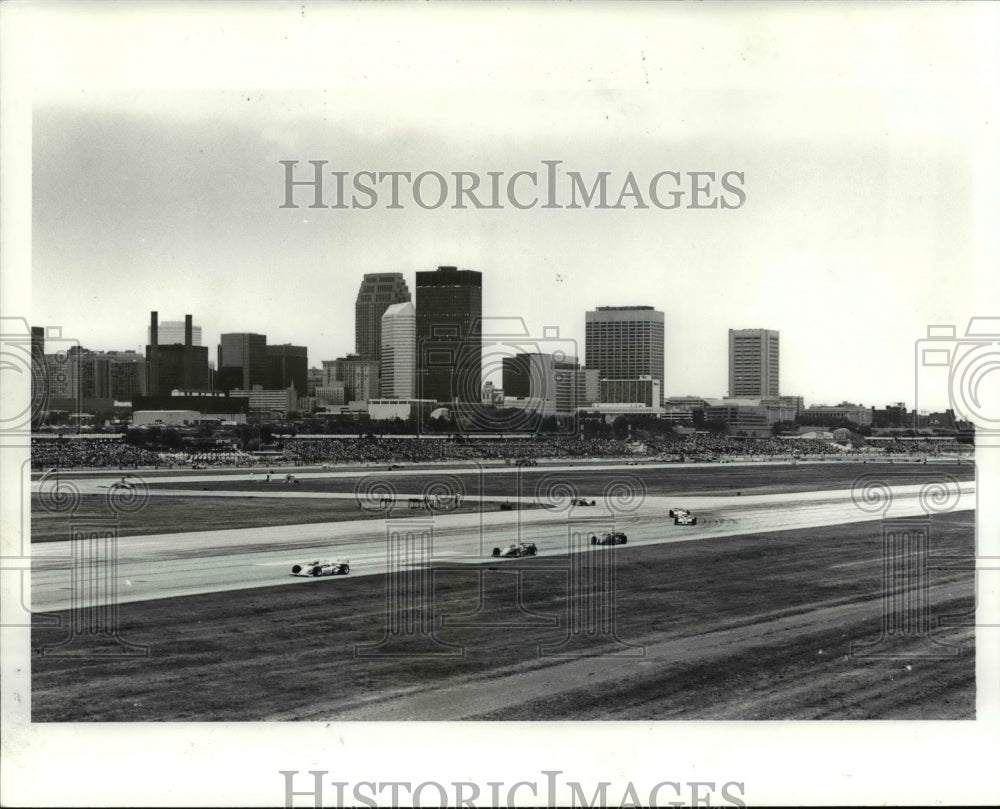 1987 Press Photo Skyline - Historic Images