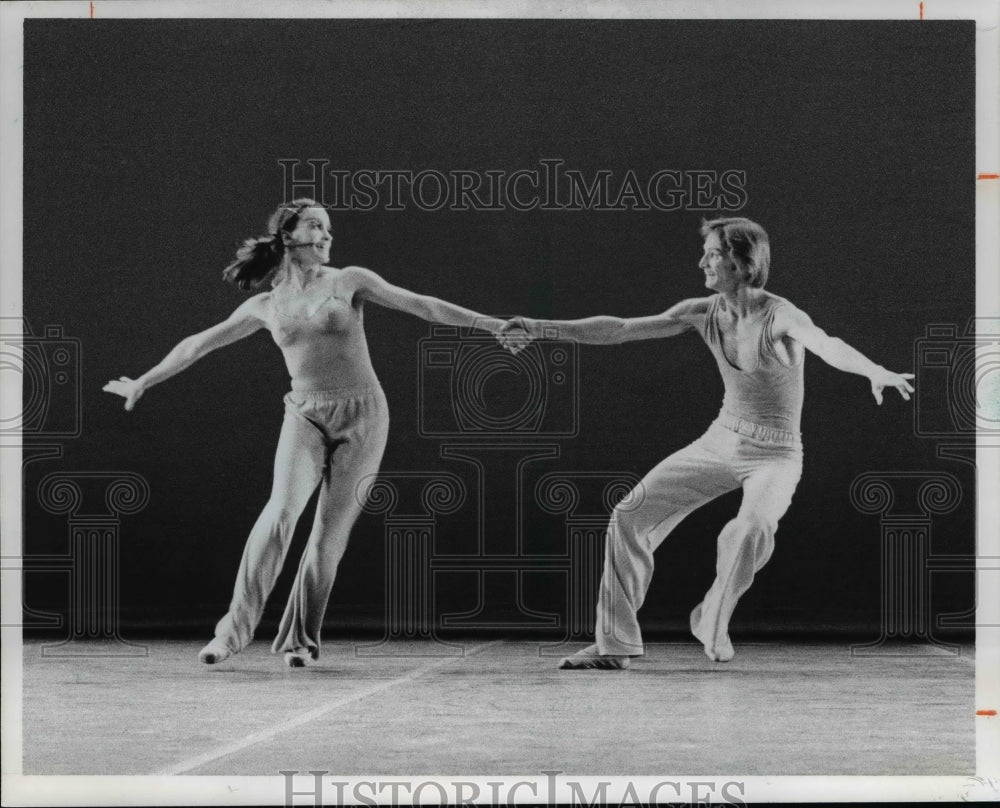 1977 Press Photo Kimberlee Raines and Scott Heinzerling - Historic Images