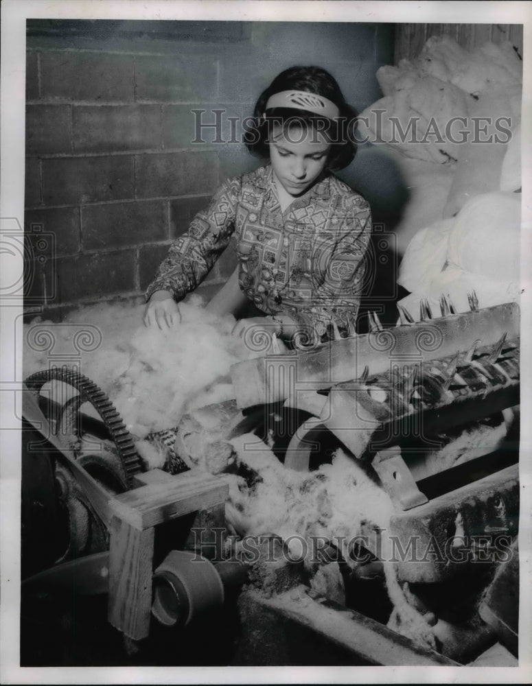 1966 Press Photo Tacynne Spurgeon at Ohio-Millersburg - Historic Images