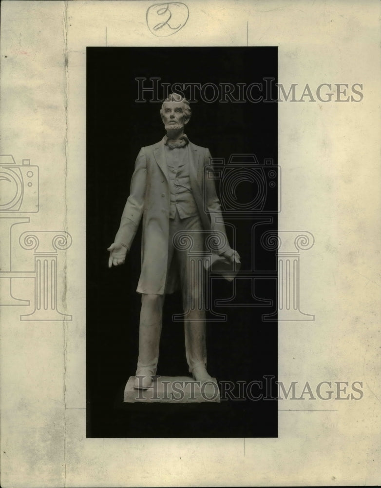 1929 Press Photo Life Size Statue of Abraham Lincoln - Historic Images