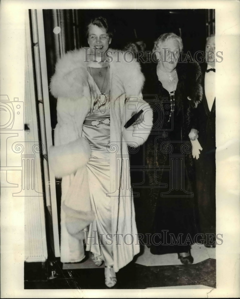 1937 Press Photo Mrs. Franklin Roosevelt and Mrs. Sarah Delano Roosevelt - Historic Images