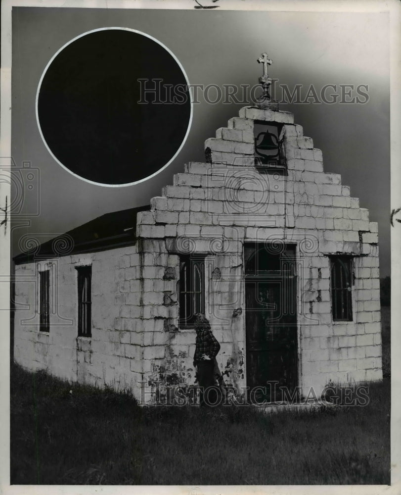 1947 Press Photo Chapel  for burial services of Elijah Greek Orthodox Cemetery - Historic Images