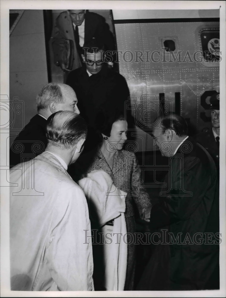 1963 Press Photo Mrs. Dean Rusk and Anthony Celebrezze - Historic Images