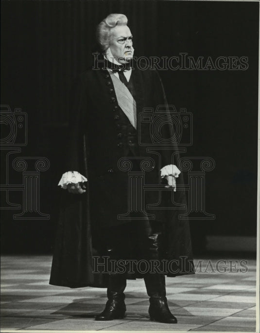 1984 Press Photo Cornell MacNeil as Scarpia in Puccini 's Tosca - Historic Images
