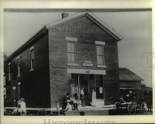 1971 Press Photo Brecksville Red Brick Store - Historic Images