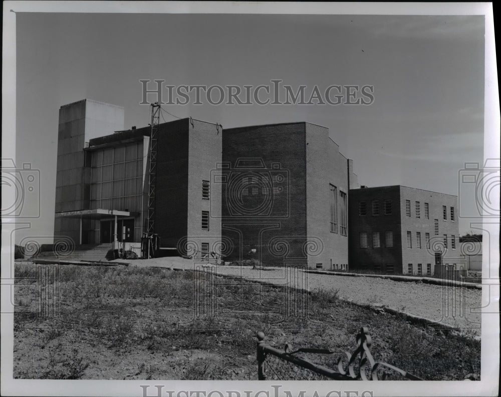 1957 Press Photo Temple of healing Stripes - Historic Images