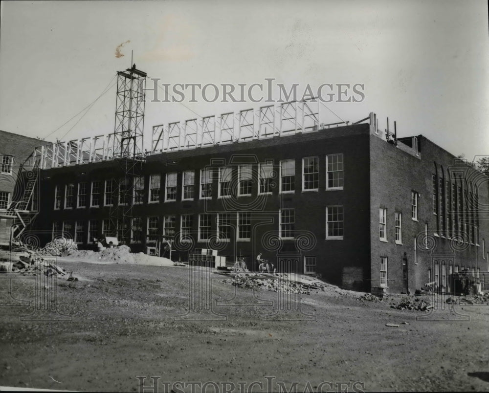 1945 Press Photo Euclid Central Junior and Senior High School - Historic Images