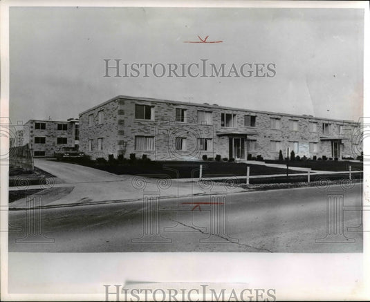 1964 Press Photo Ohio - Berea Club Apartments - Historic Images