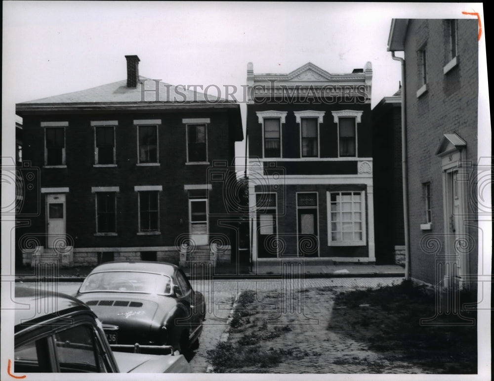 1967 Press Photo Street Scene at the German Village in Columbus - Historic Images