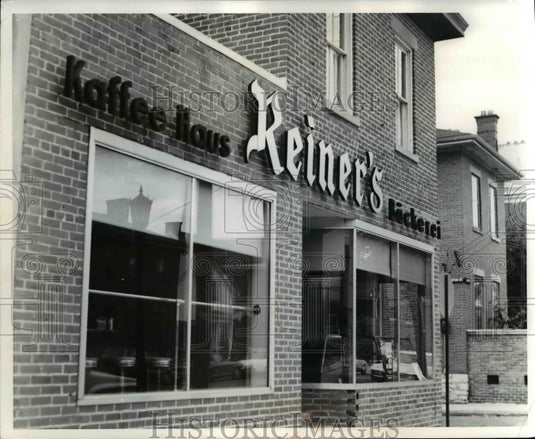 1968 Press Photo A German Village Coffee shop, the Reiner's - Historic Images