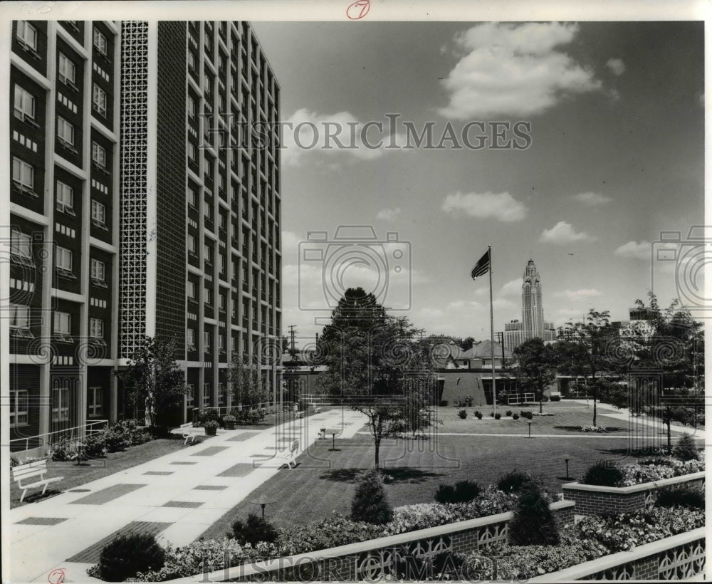 1966 Press Photo Sunshine Terrace in Columbus Ohio completed in 1963 - Historic Images