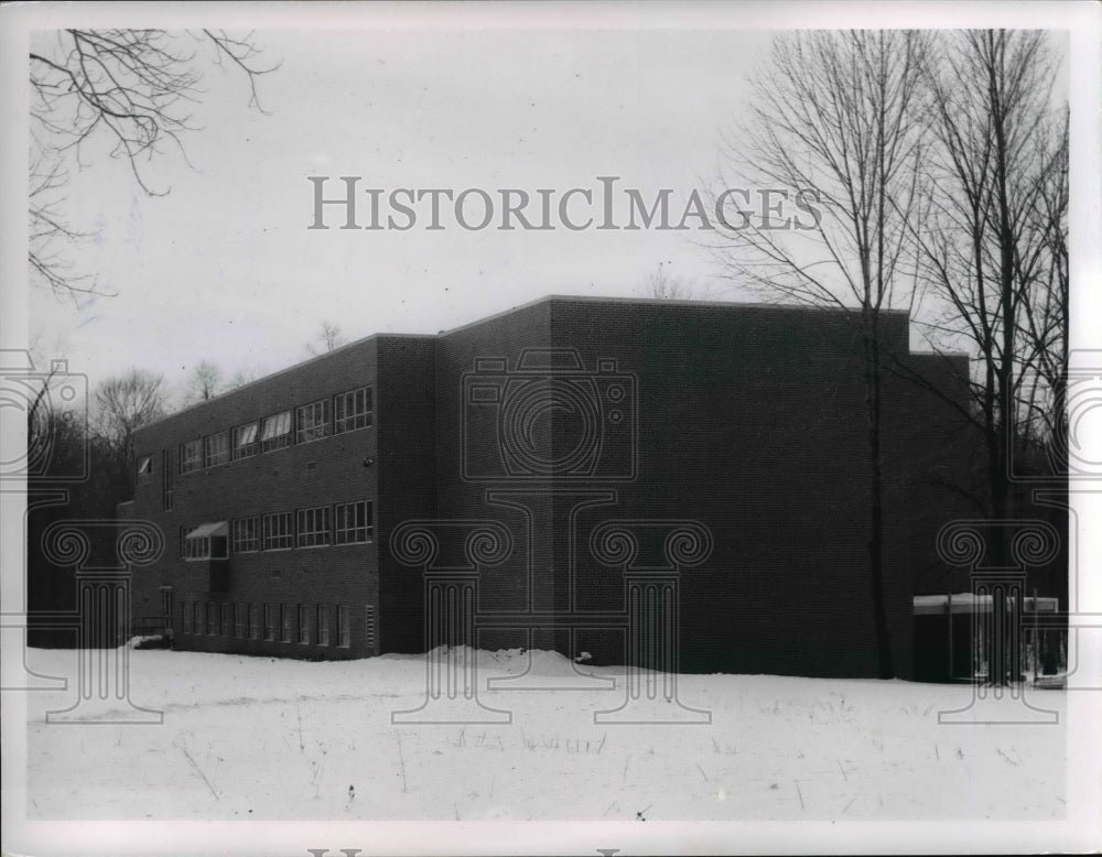 1960 Press Photo Chagrin Falls High School - Historic Images